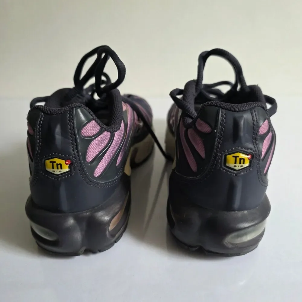 Nike Air Max Plus TN GS Black Pink Fade Sneakers 718071-006 Kids Size 5Y